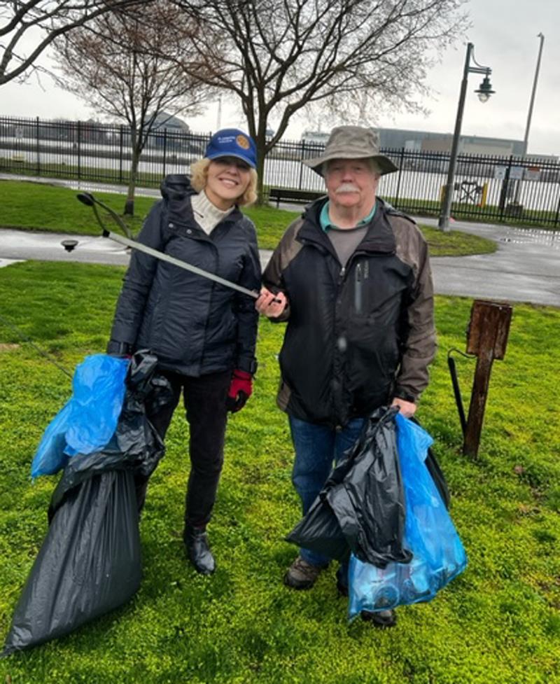 A Soggy But Successful Great Lakes Watershed Cleanup Rotary Club Of