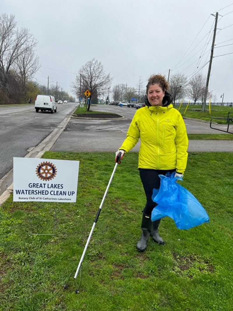 A Soggy But Successful Great Lakes Watershed Cleanup Rotary Club Of