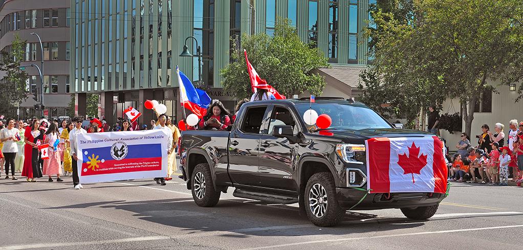 ALJONESparade-AO.jpg