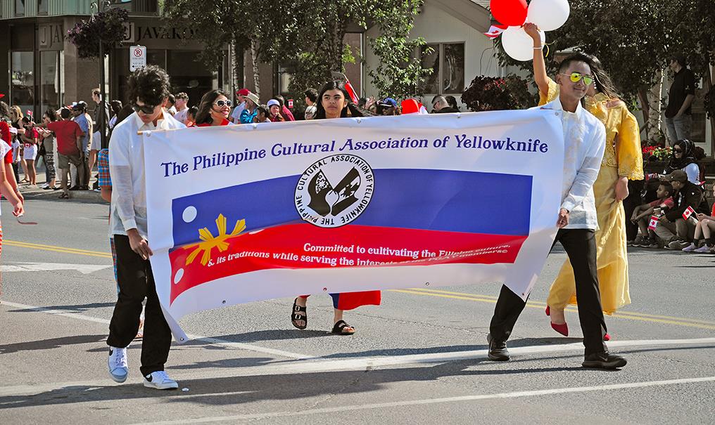 ALJONESparade-AP.jpg