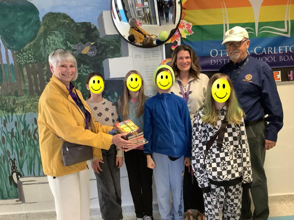 RCWO volunteers and student helpers