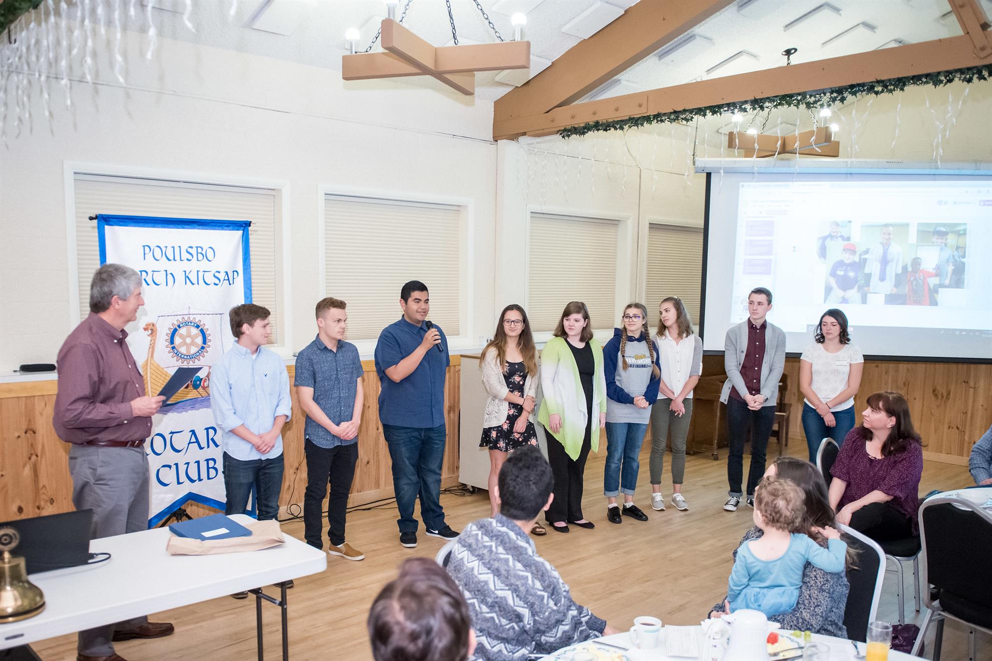 Bob Hawkinson presents youth scholarships