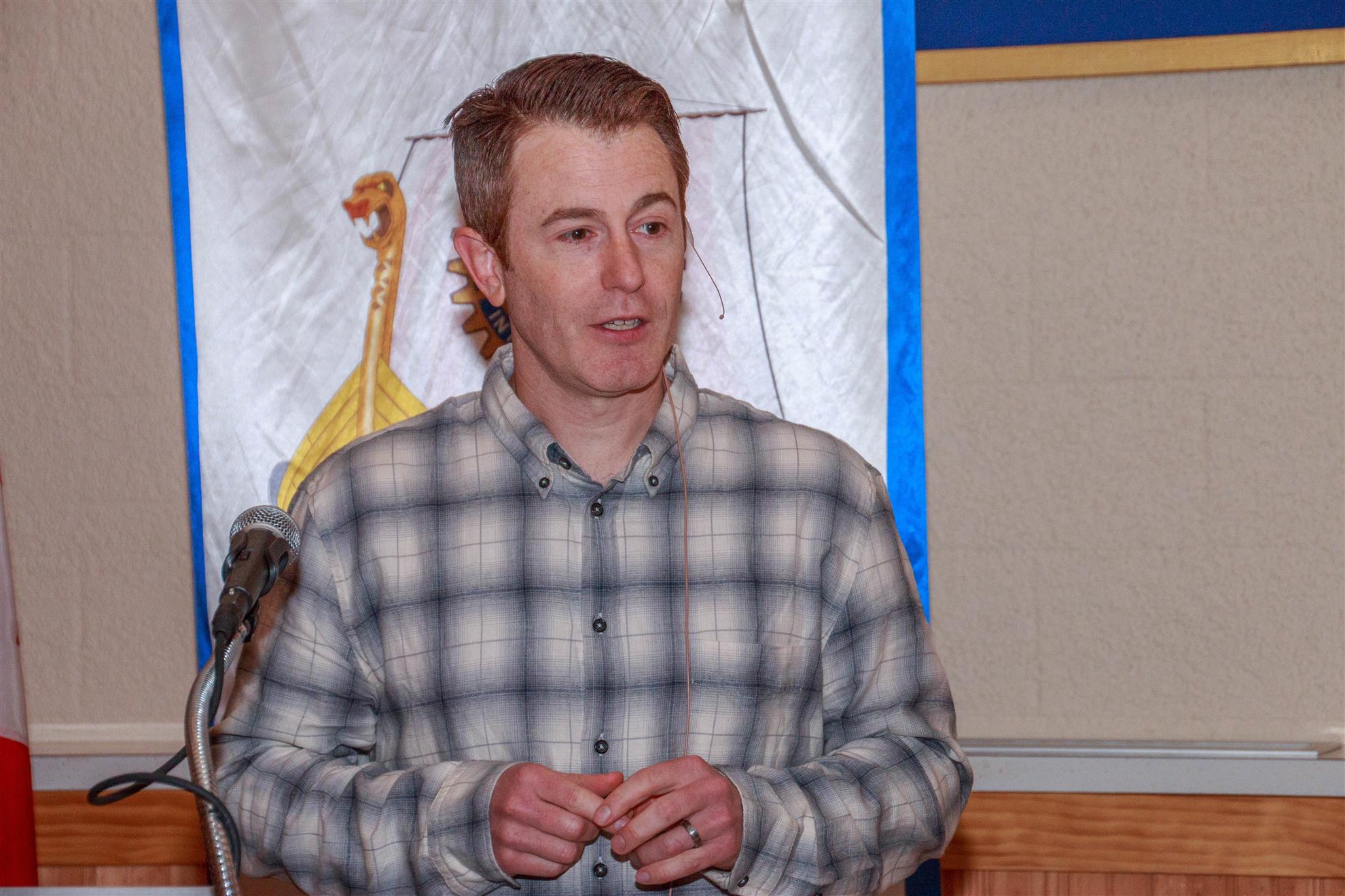 Featured Speaker—Dr. Seth DeCamp