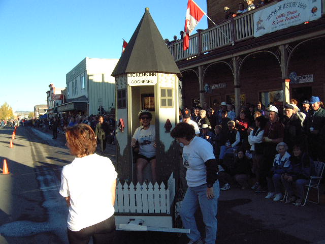 outhouse-race12.jpg