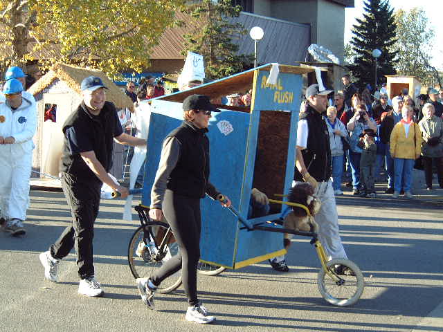 outhouse-race22.jpg