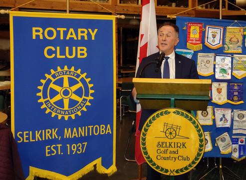 MLA Dr. Alan Lagimodiere speaks at the Selkirk Rotary Club