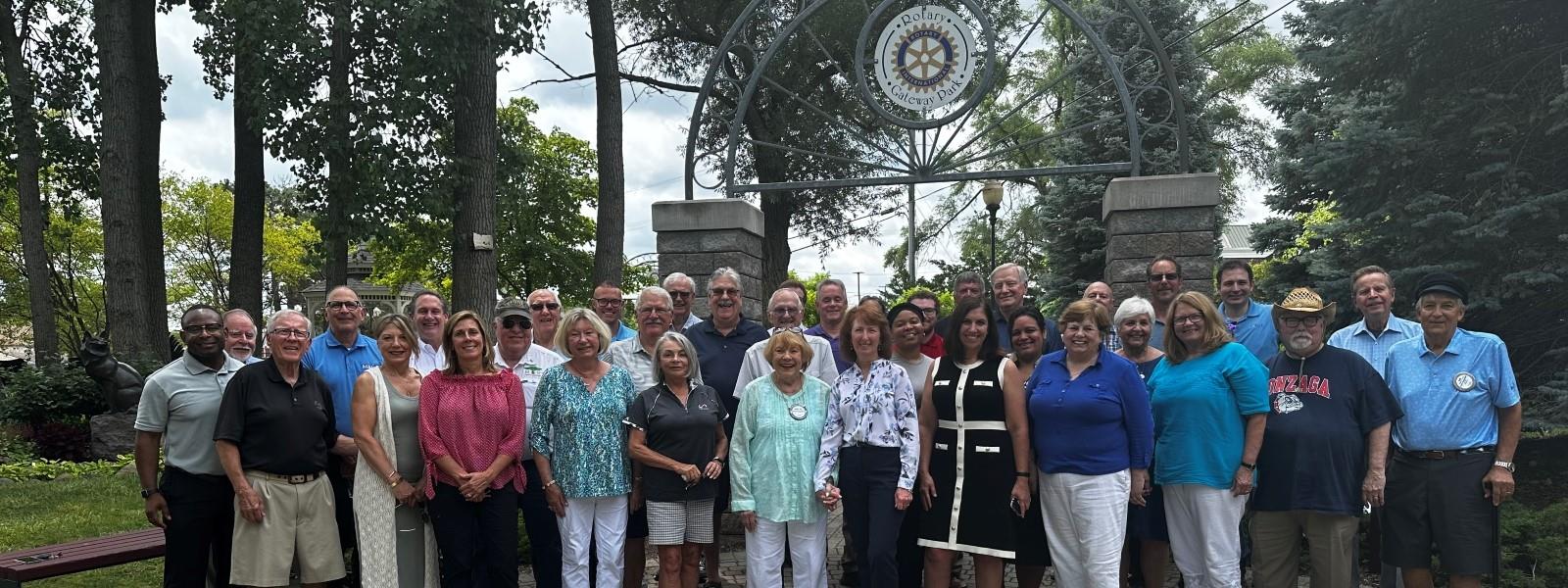 2024 Club Photo in Rotary Park