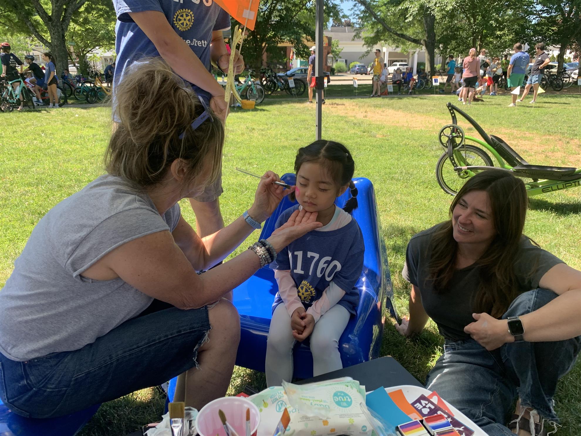 Amy-face-painting.jpg