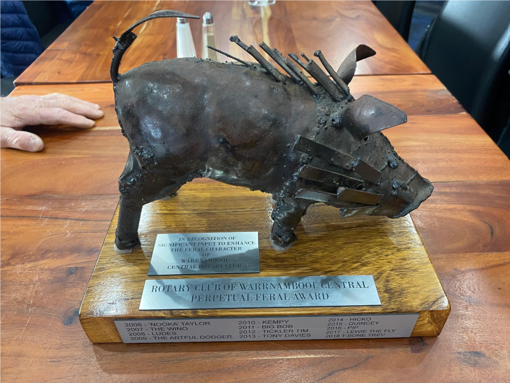 Point Ritchie Warnambool Pip Ritchie wins Feral Award. | Rotary Club of Warrnambool Central