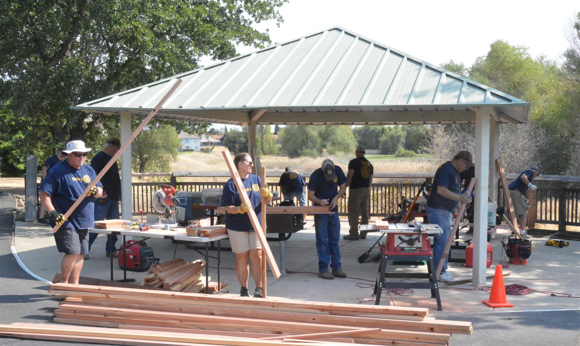 Fencing in Folsom park