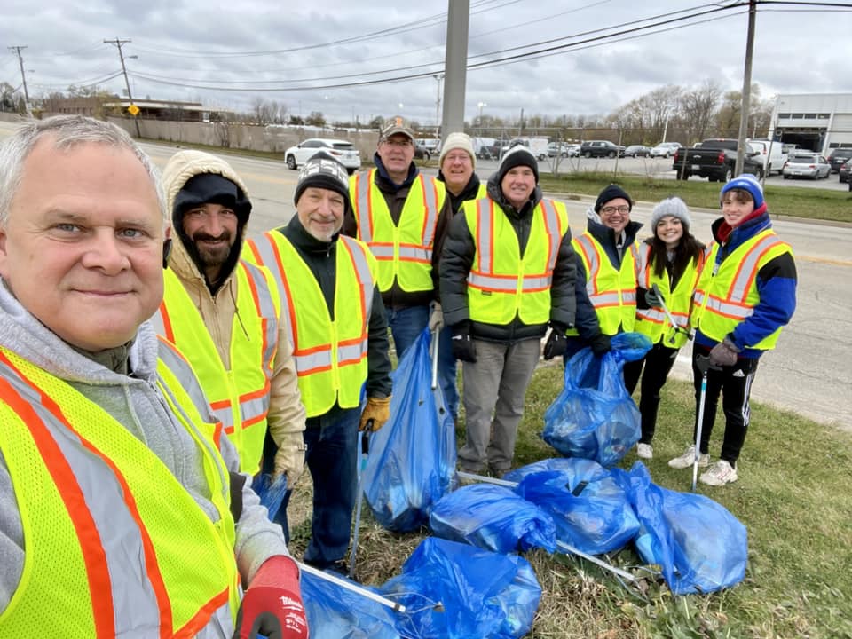 Highway Clean-Up! Shales Parkway | Rotary Club of Elgin Breakfast