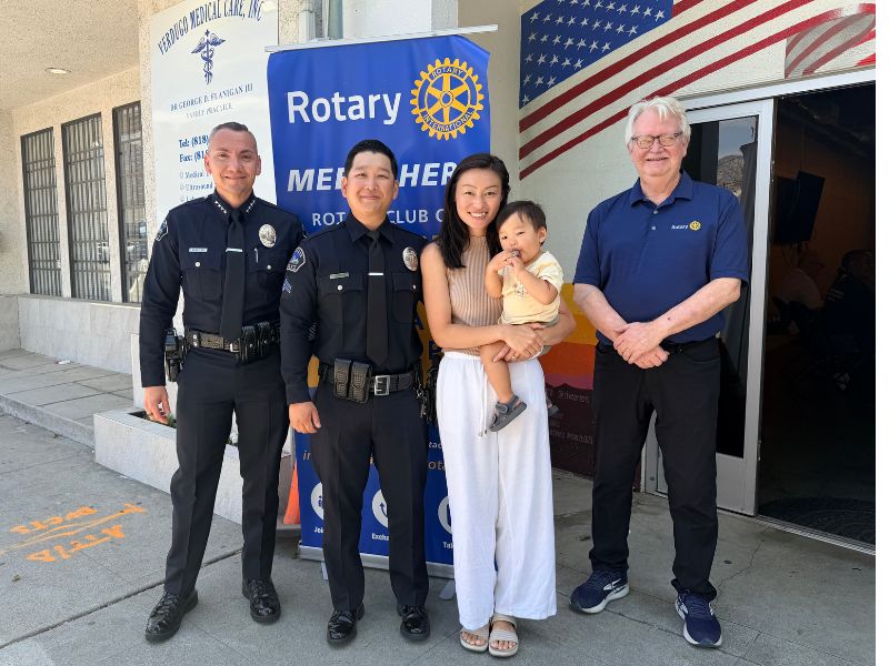 Detective Brian Lee Honored with Rex Andrews Police Scholarship
