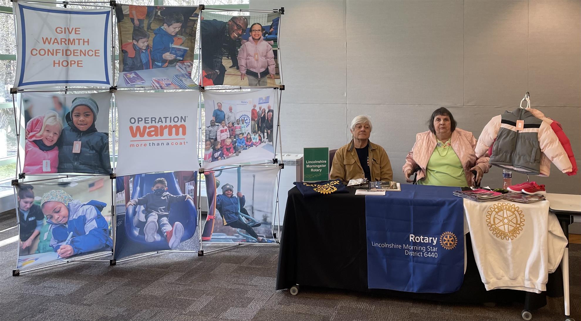 Members Attend Vernon Library Volunteer Fair