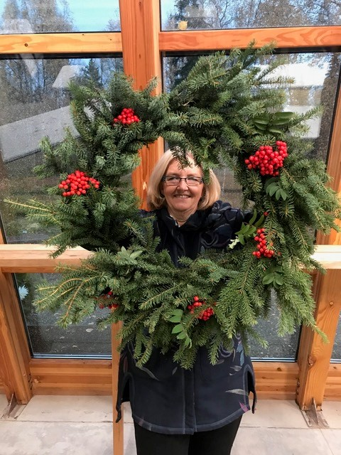 Botanical Garden Wreath Making Rotary Club Of Anchorage East