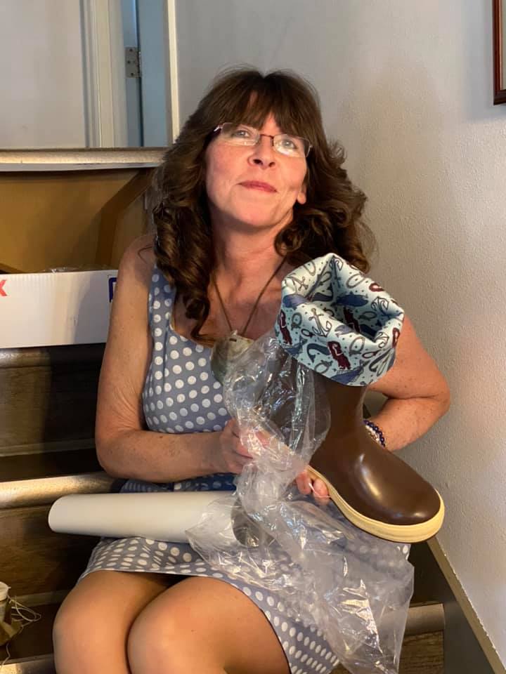 Shannon top bidder on new Xtratufs!