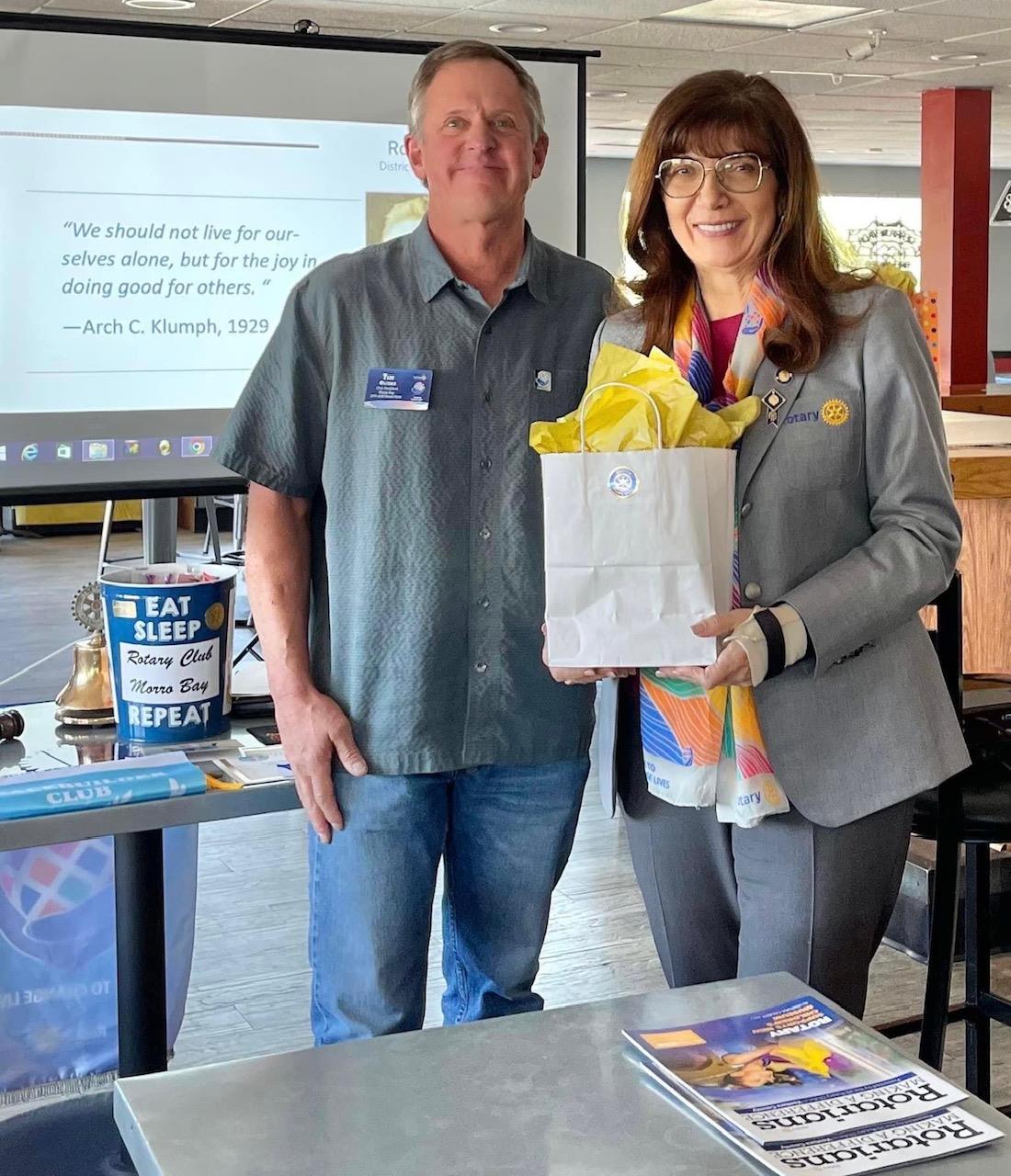 Rotary Club of Fillmore Meets District Governor Dana Moldovan