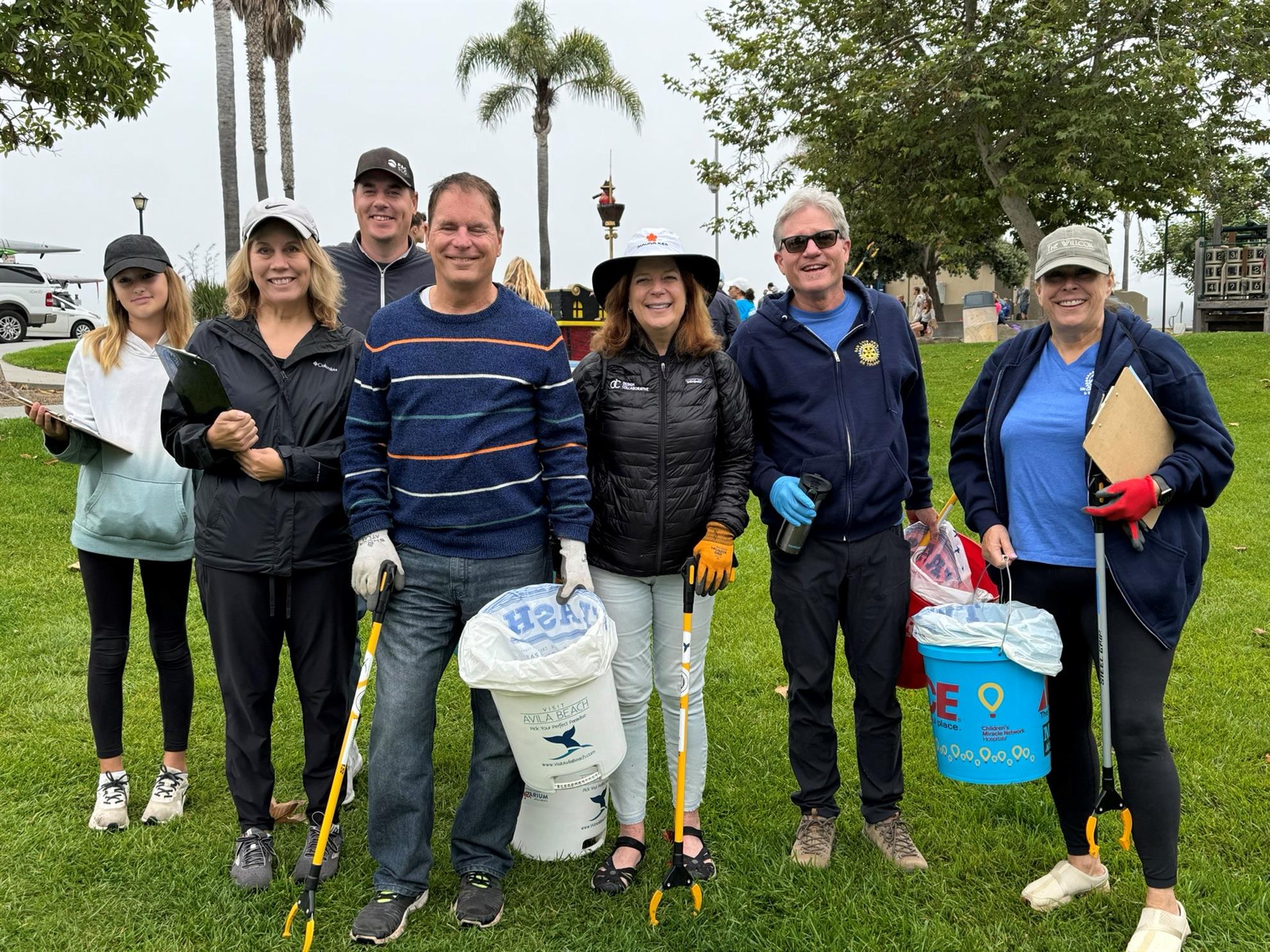 2024-09-ECOSLO-Coastal-Clean-up-Lynette-S-Ryan-G-Craig-G-Michele-M-Geoff-S-Geri-L.jpg