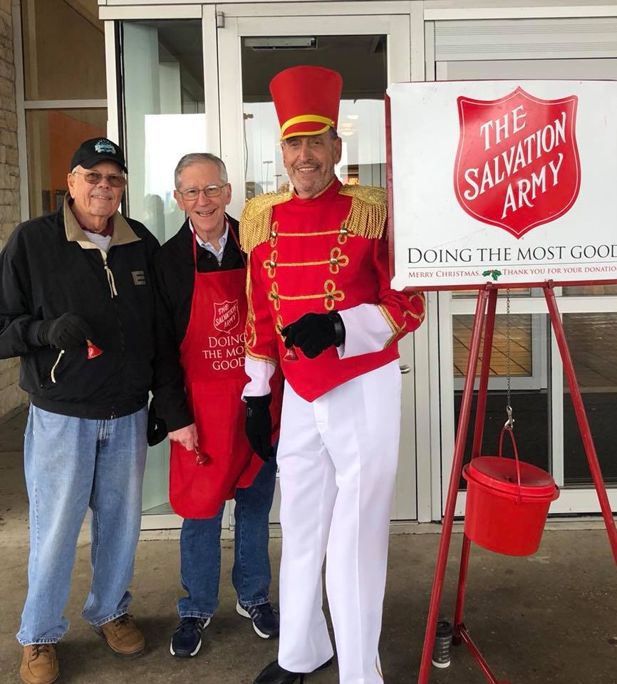 12 08 18 Salvation Army Bell Ringing Beaumont Rotary Club