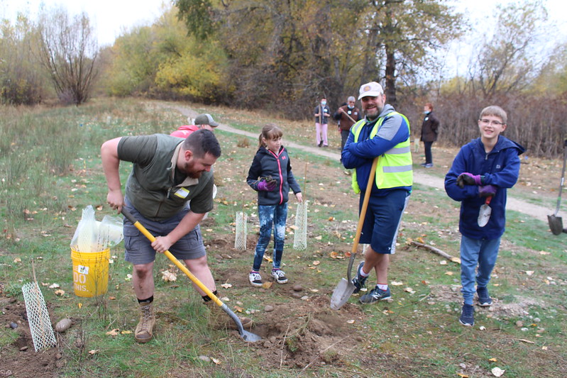 Rotarians in action_TFischer_20211023