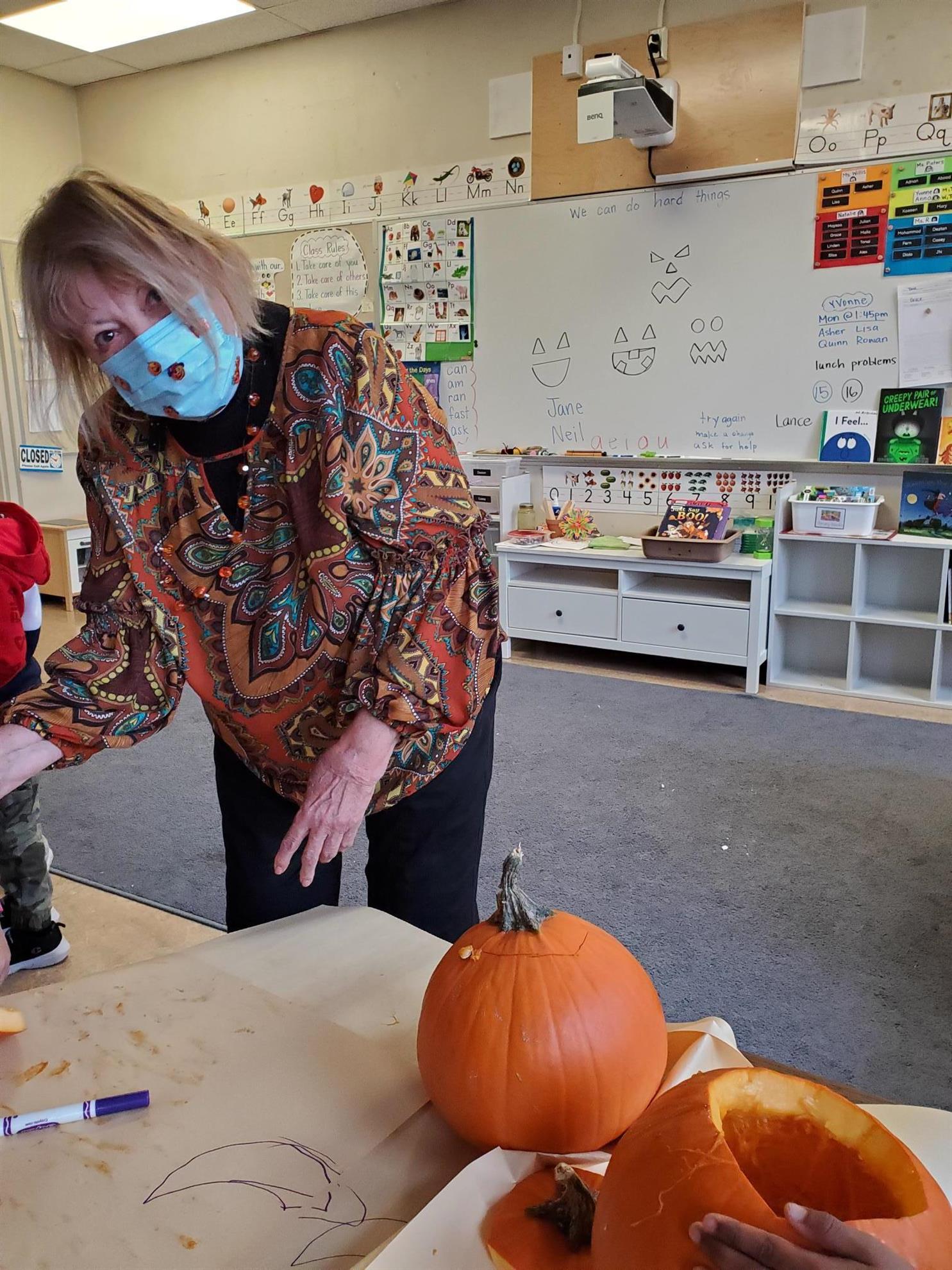 Pumpkin Patch for Admiral Seymour School Rotary Club of Vancouver