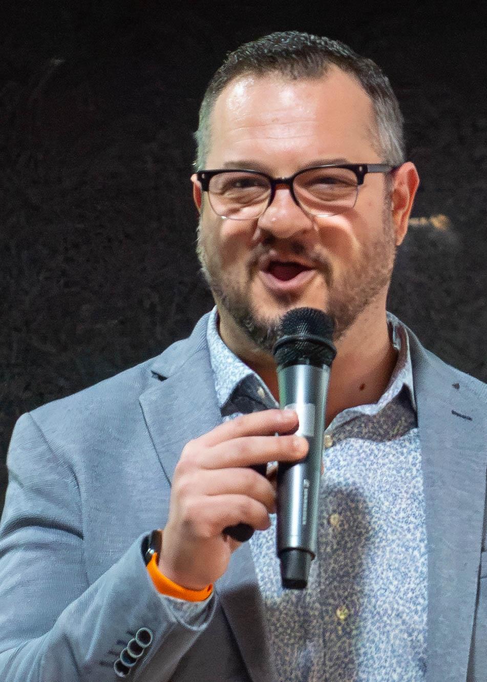 Speaker Eli Weinzveg