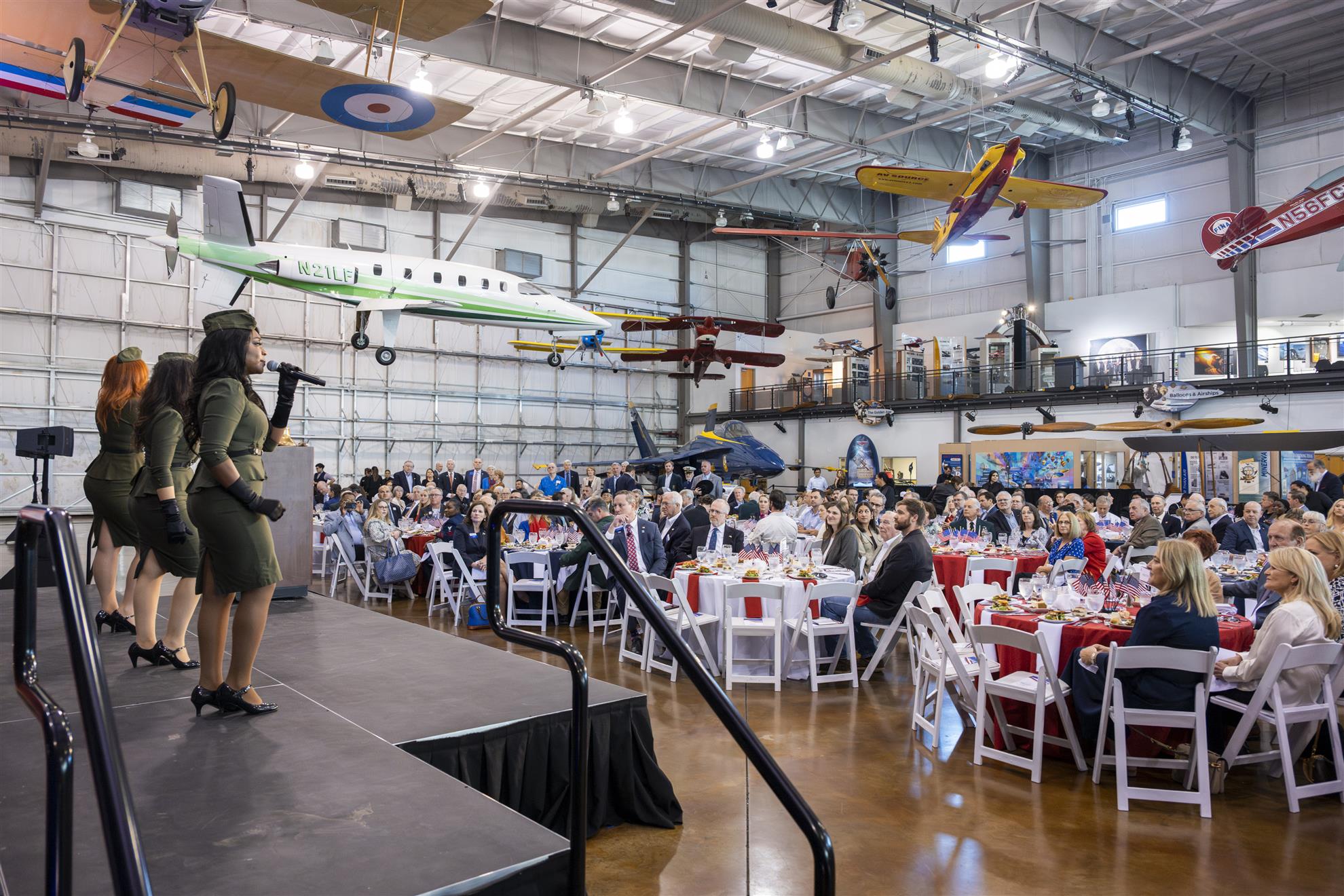 20251105RotaryLuncheonhonoringDavidKramer-DSC_5331.jpg