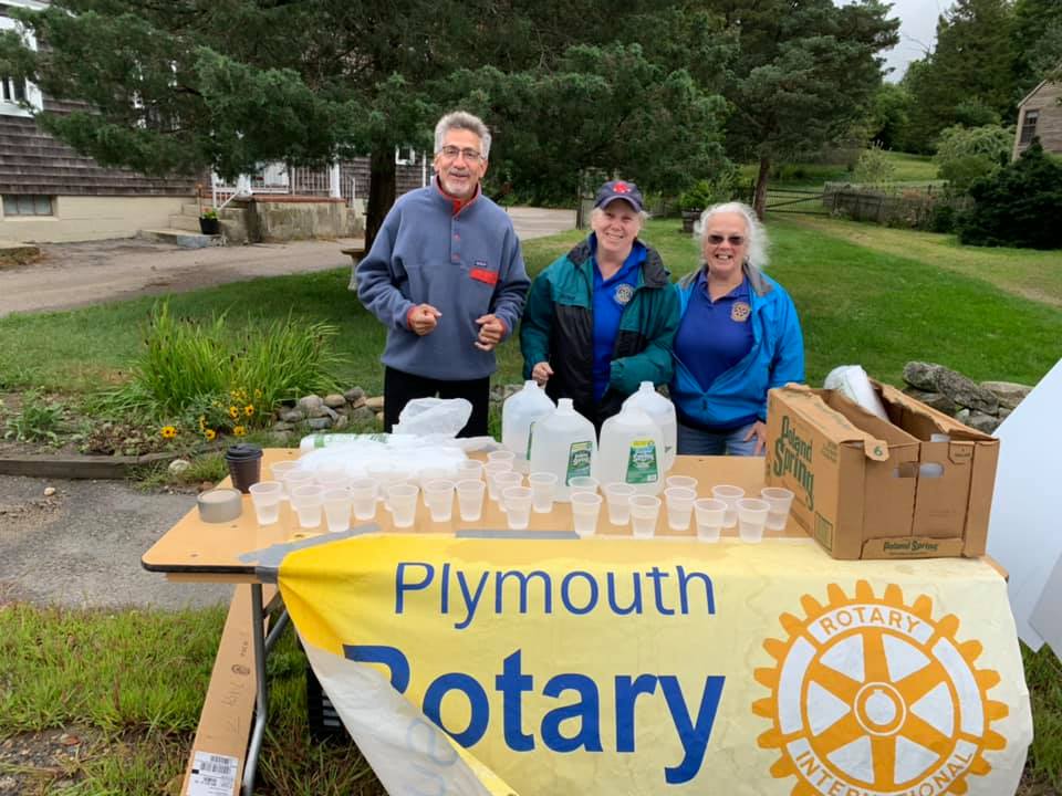 Run To The Rock Water Stop Volunteers Rotary Club of Plymouth Sunrise
