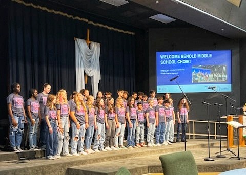 Benold Middle School Mixed Choir performs at Georgetown TX Rotary