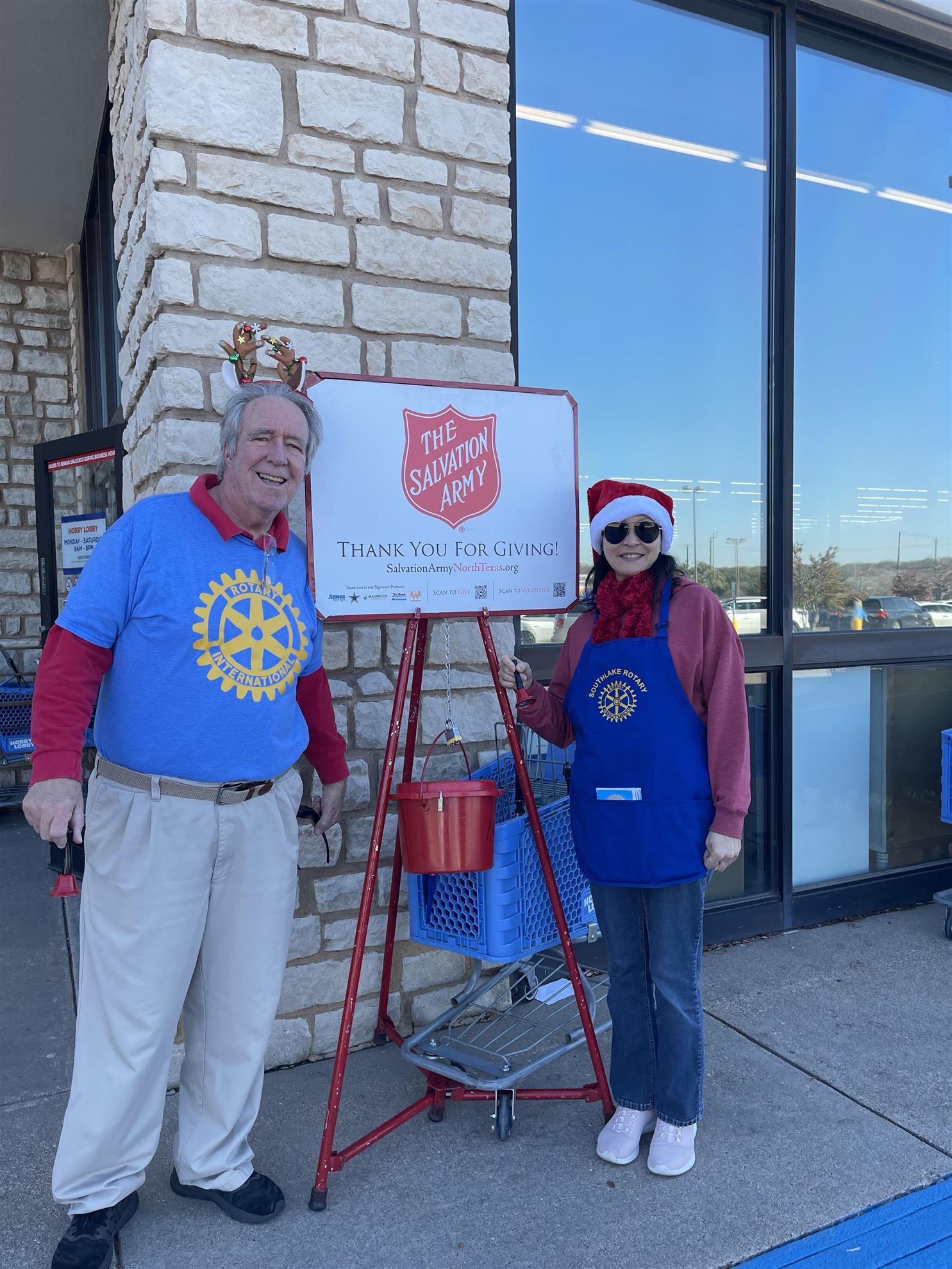 Southlake Rotarians & Salvation Army Kettle Campaign