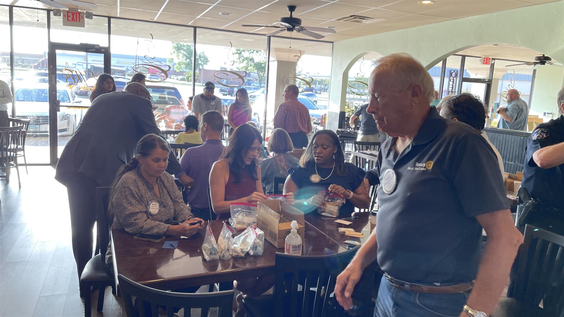 Street side showers Hygiene packs