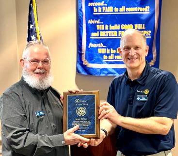 Rotarian-of-the-Year-Mike-Heylin.jpg