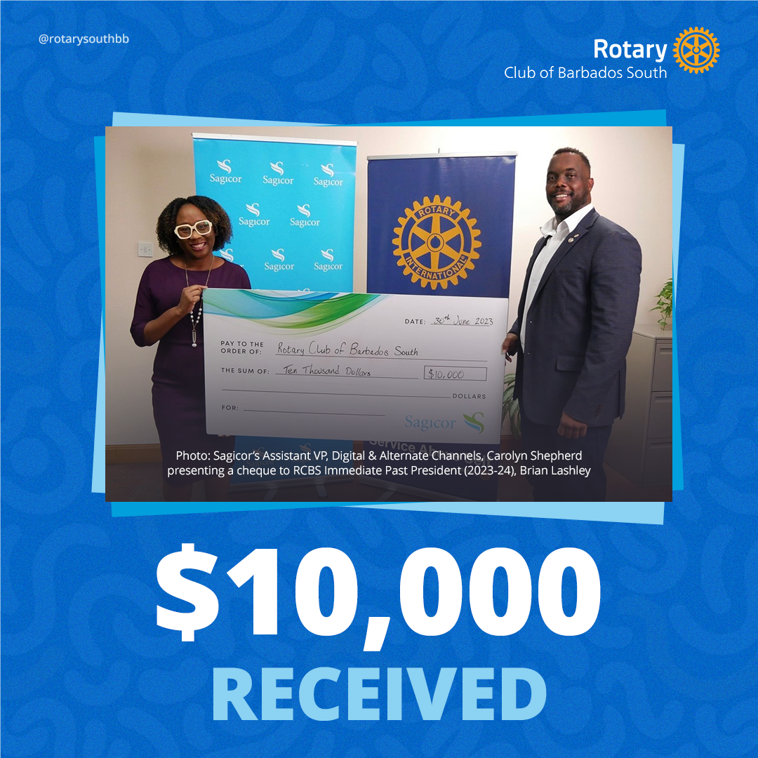 Photo of IPP Brain receiving a $10K cheque from Assistant VP Carolyn Shepherd