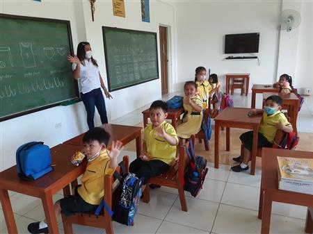 Providing classroom equipment for orphanage in The Philippines