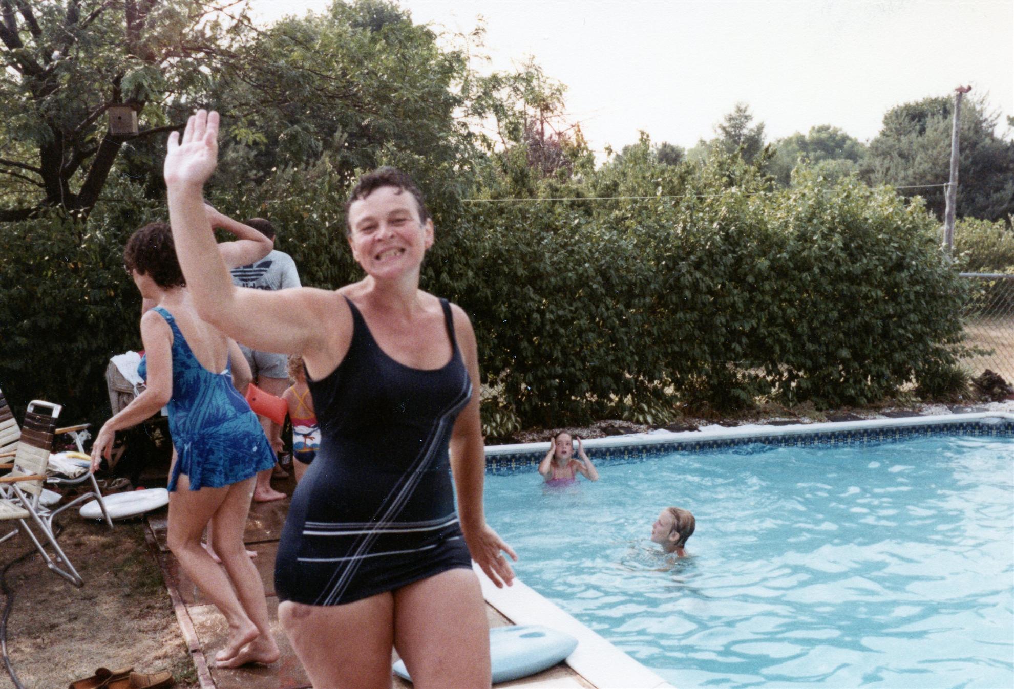 80s pool party outfit