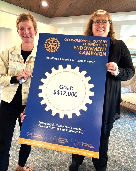 Foundation Chair Leslie Olson with President Karla