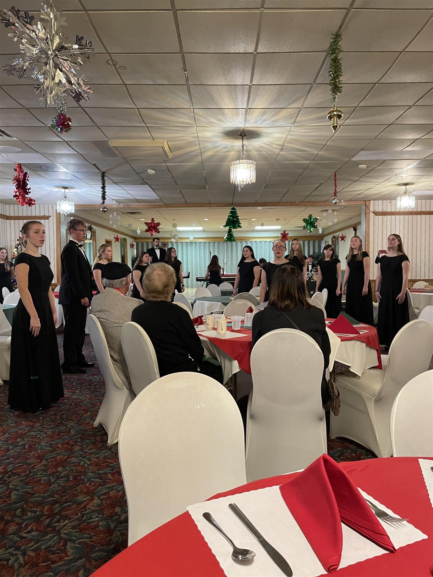 Rotary club holiday lunch with Chittenango High School Select Choir