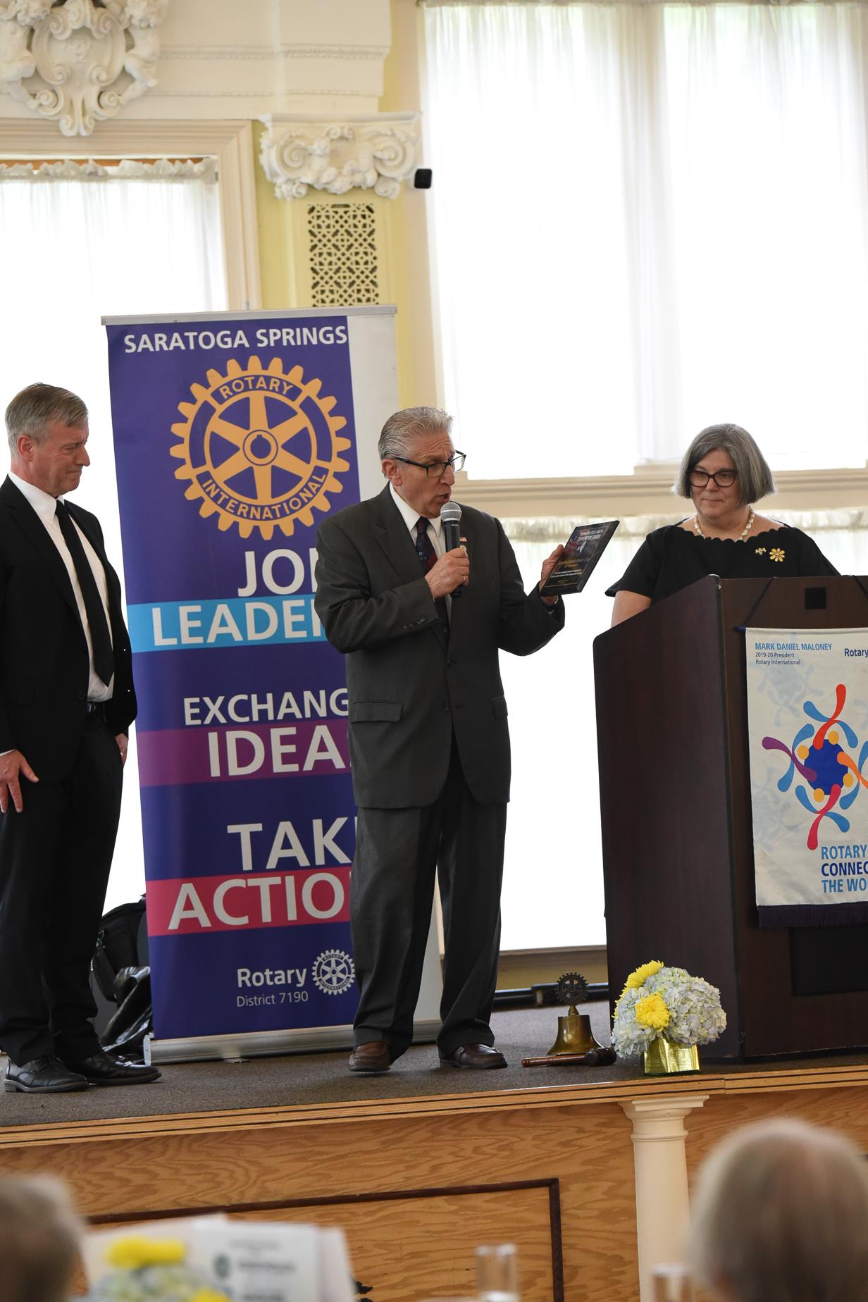 OTSPhotos-Rotary-Gala-100.jpg