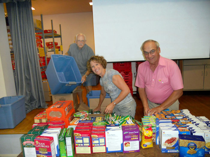 Working At The Northeastern Food Pantry Rotary Club Of York East