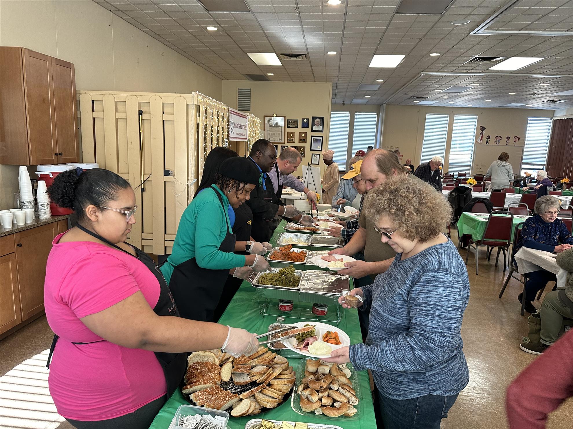 Rotarians doing good - Mady's Kitchen 