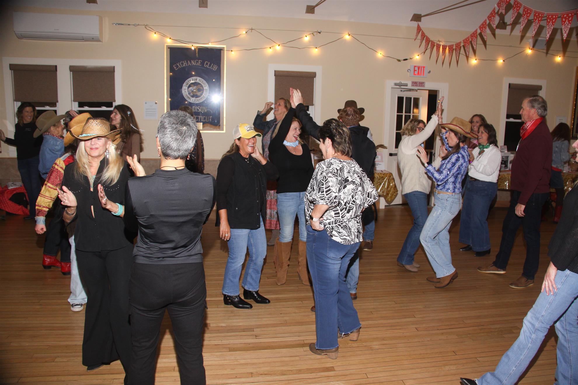 Copy-of-Country-Dance-Madison-rotary-159.jpg