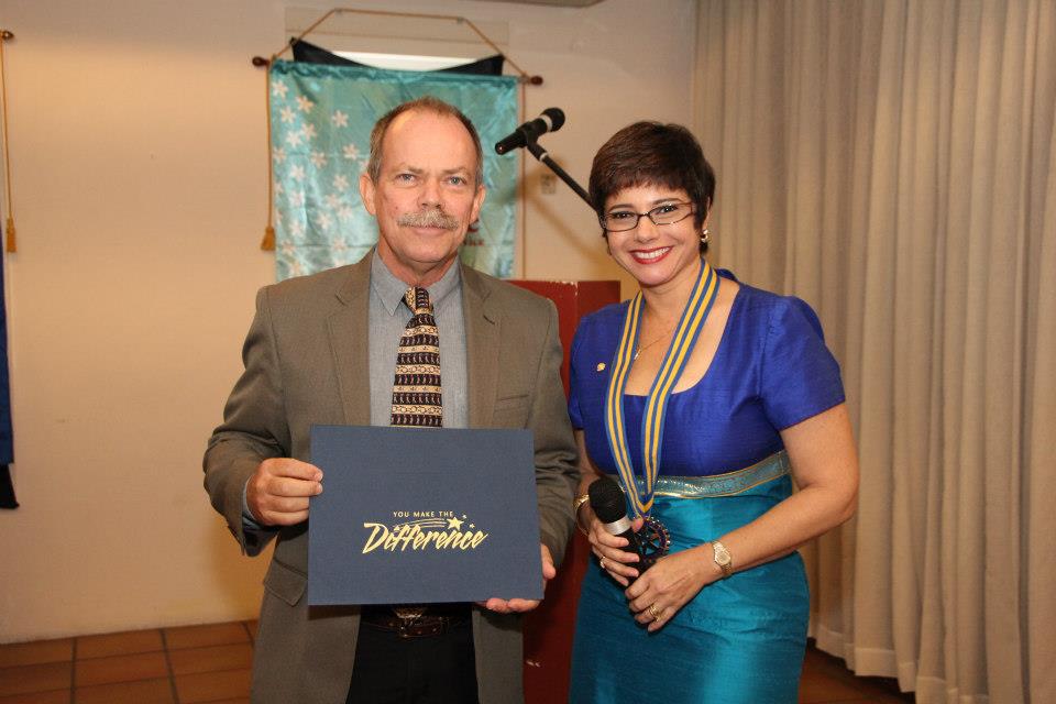 Honorary member Henk Beaujon honored by Rotary International President