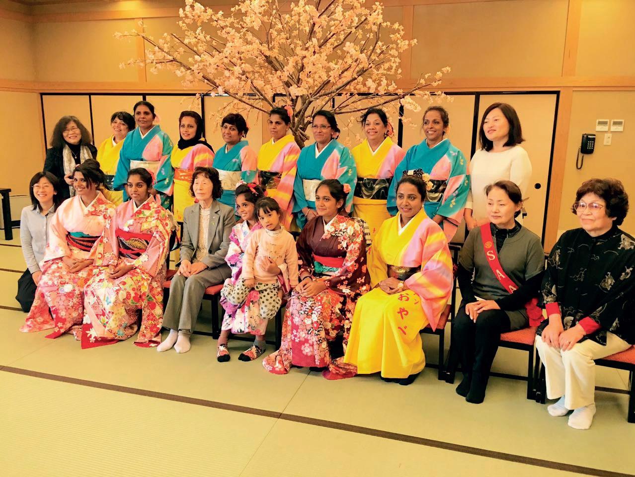 Exchange Program between Rotary Clubs in Japan ROTARY COLOMBO EAST