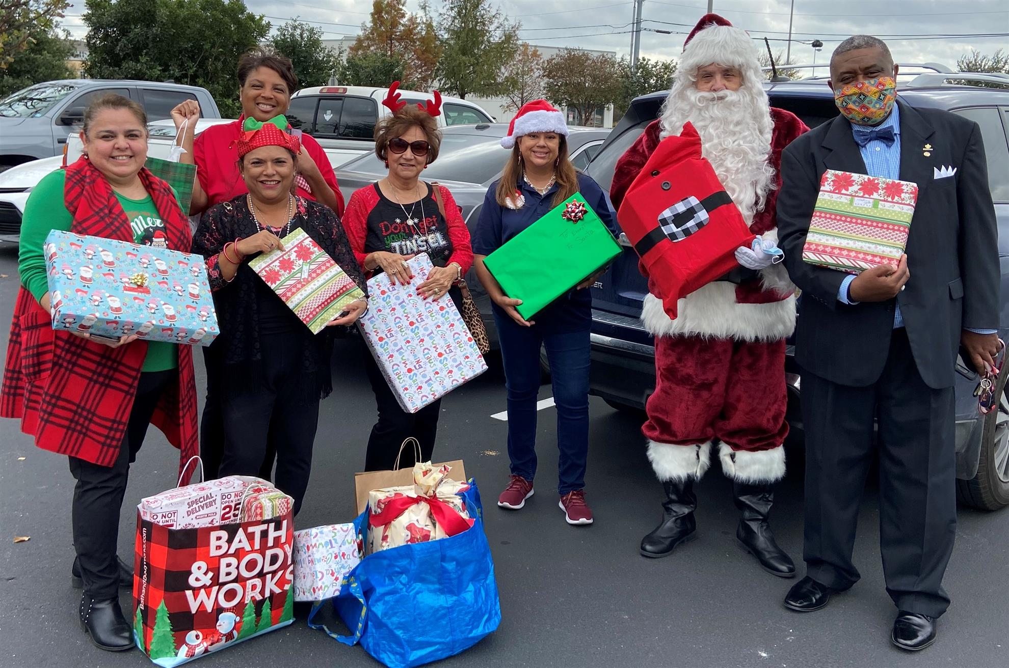 how we give back Rotary Club of San AntonioSouth