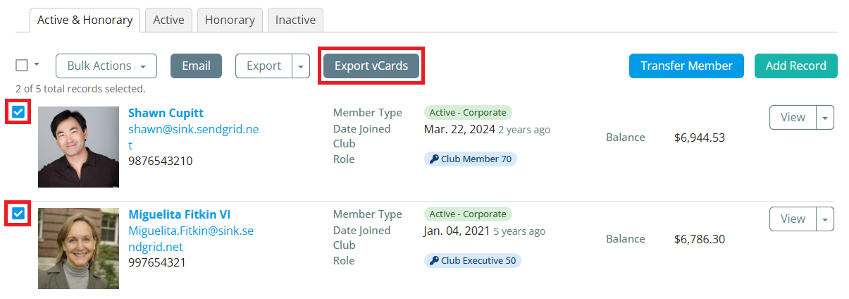 Click the checkboxes and then click Export vCards