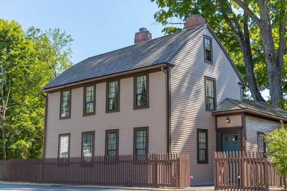Mary-Baker-Eddy-House.jpg