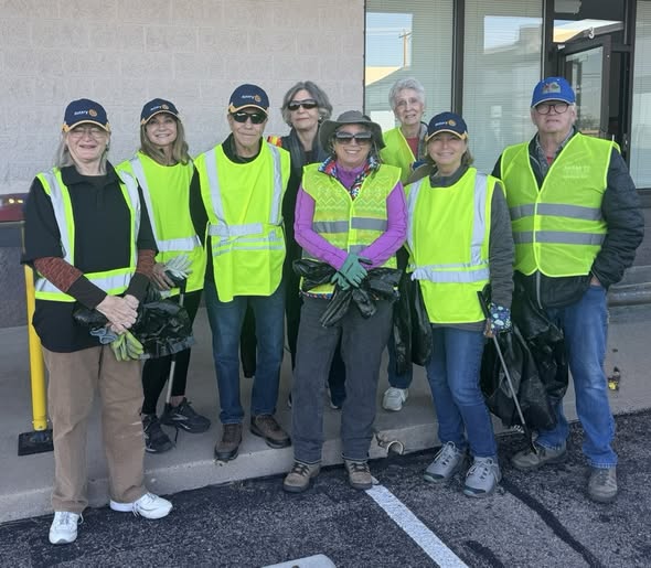 Sandia Heights volunteers