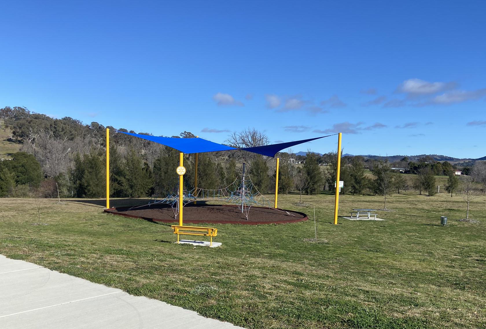 Waterfall-Playground-shade-sail