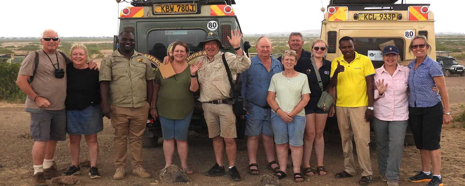 Umoja-Safari-lastcar.jpg