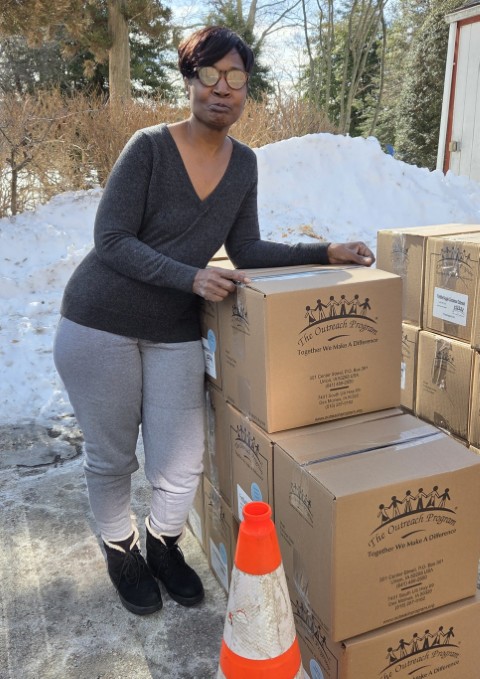 Meal-Delivery to Friendship Church Food Pantry