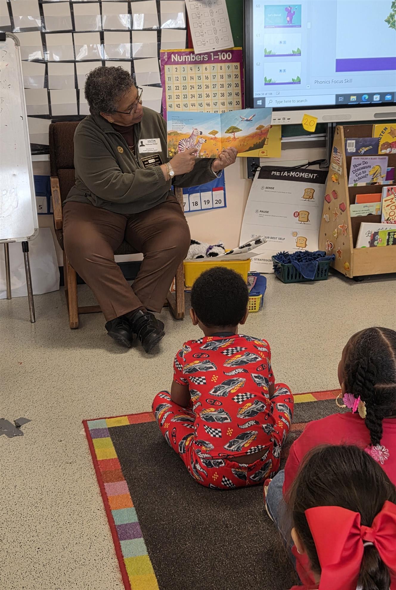 Stratford Rotary Reads Across Stratford - DG Stephanie Philips